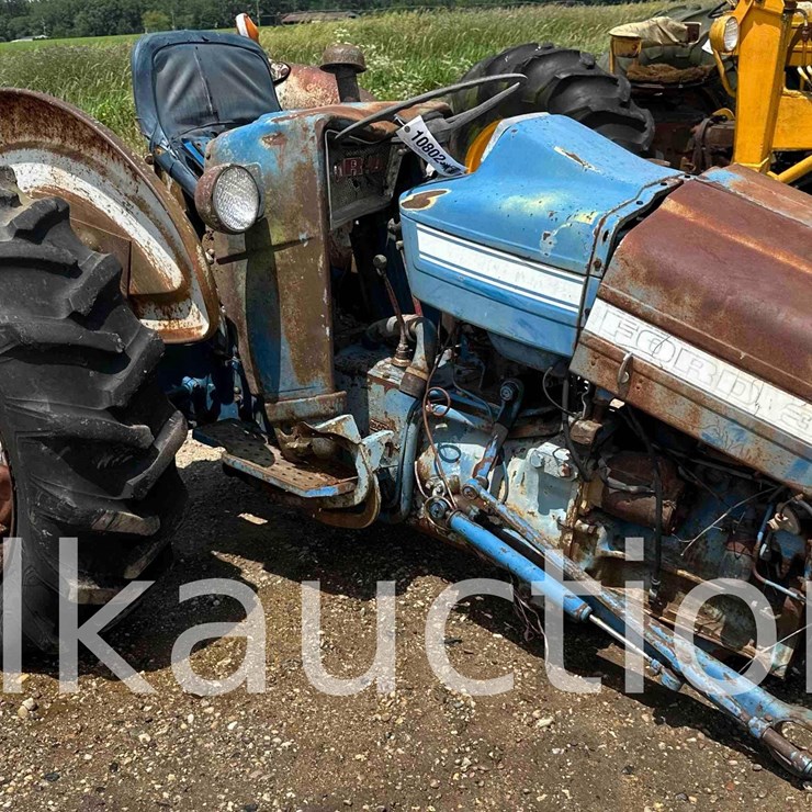 FORD 3000