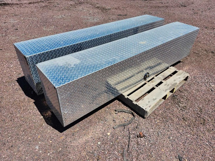weather-guard-side-mount-truck-tool-boxes-image-2