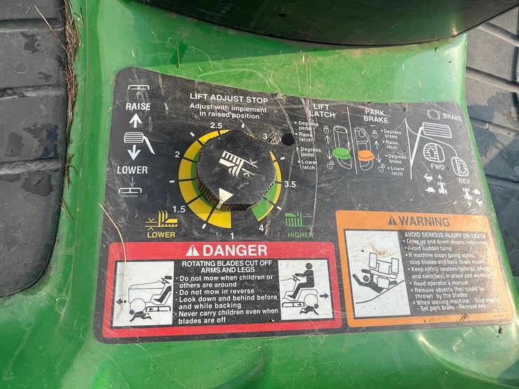 john-deere-lt150-image-10