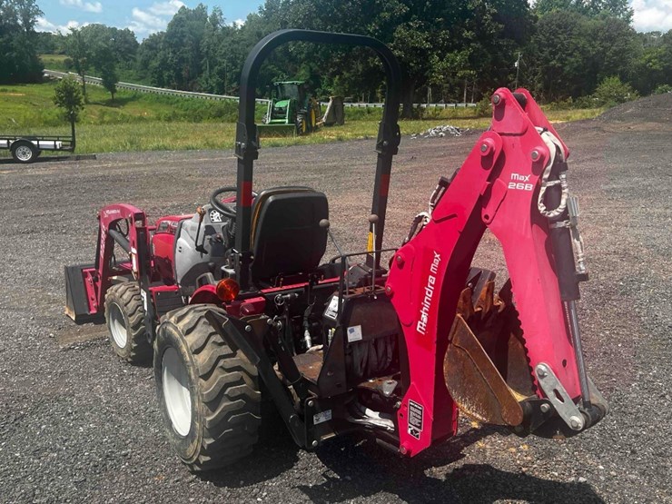 2017-mahindra-max26xl-tractor-image-3