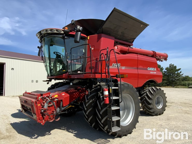 2021-case-ih-8250-image-1