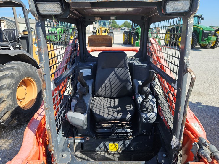 2021-kubota-svl75-2-image-7