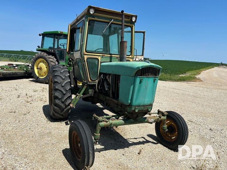 john-deere-3020-image-6
