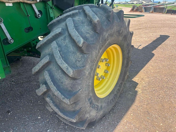 2013-john-deere-s680-image-13