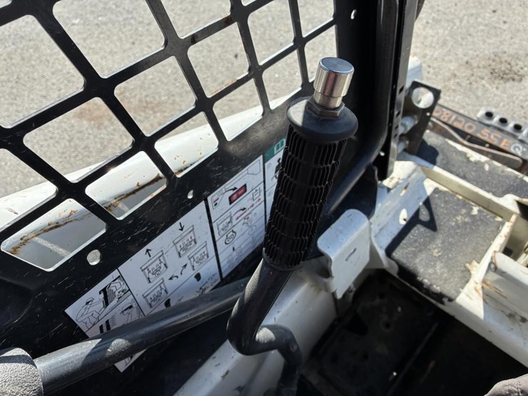 2020-bobcat-s70-image-12