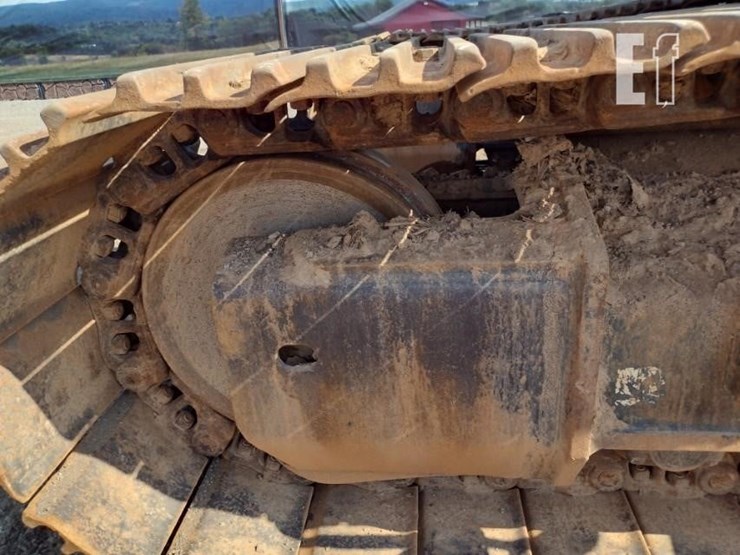 2019-komatsu-pc390-lc-11-image-37