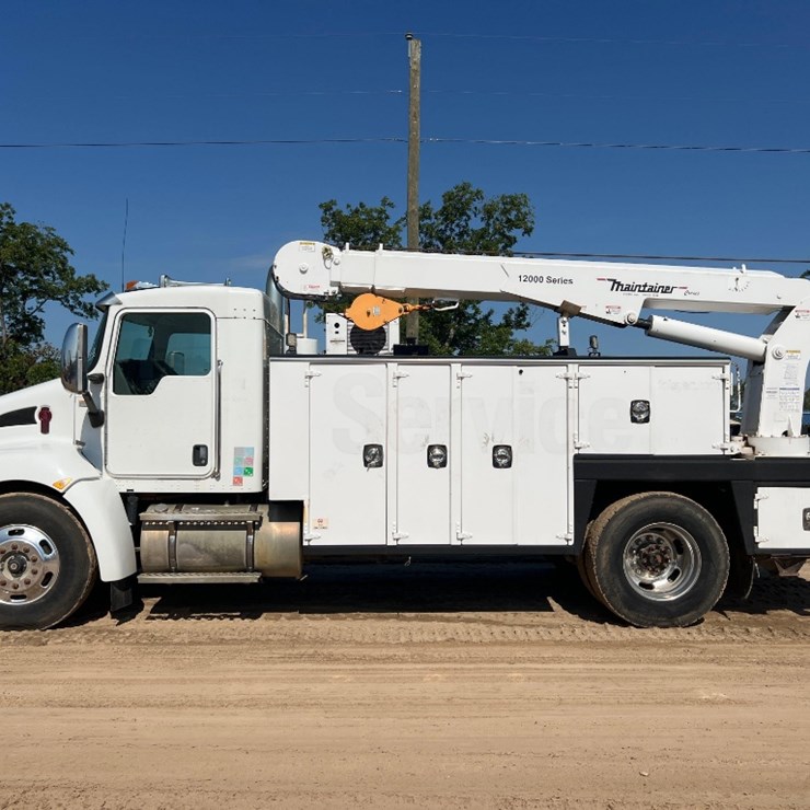 2010 KENWORTH T270