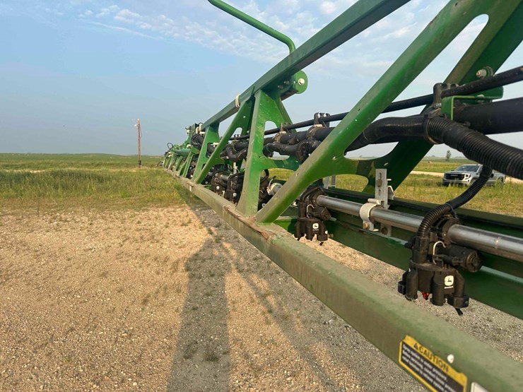 2018-john-deere-r4045-image-29