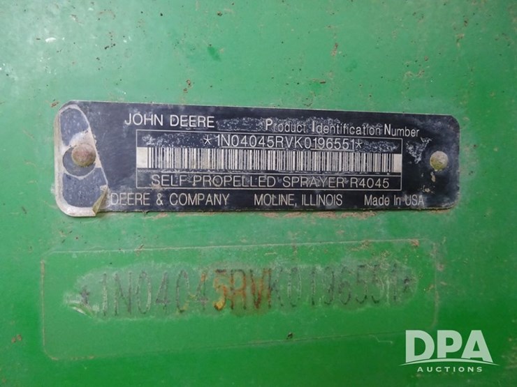 2019-john-deere-r4045-image-102