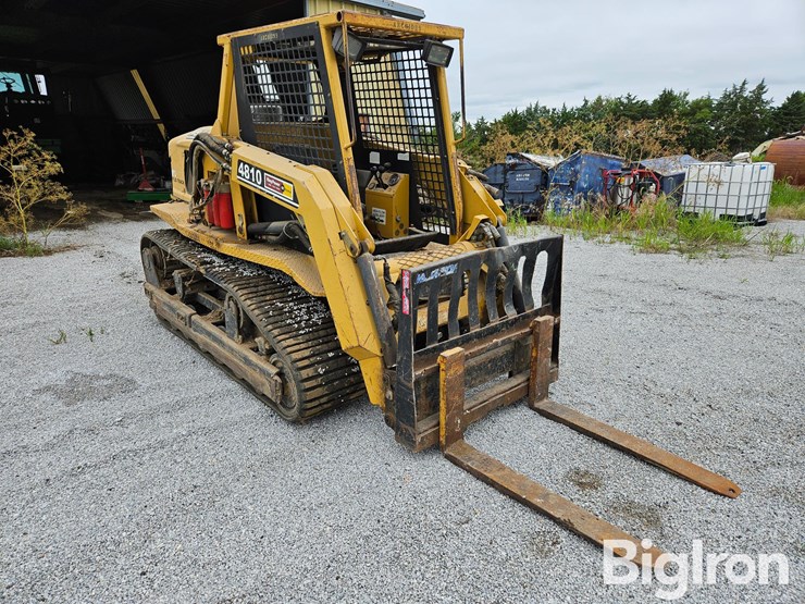 2001-asv-posi-track-4810-image-3