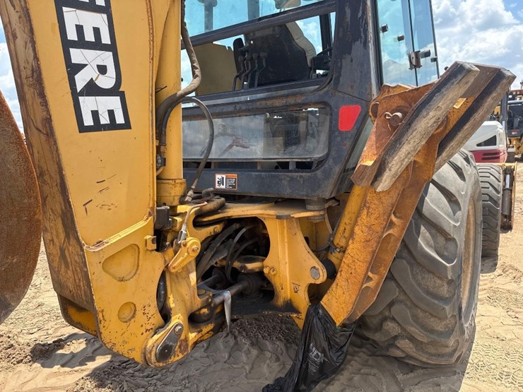 2000-deere-310se-image-13