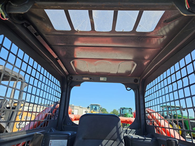 2021-kubota-svl75-2-image-8