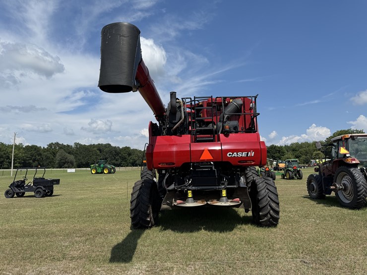 2022-case-ih-8250-image-8
