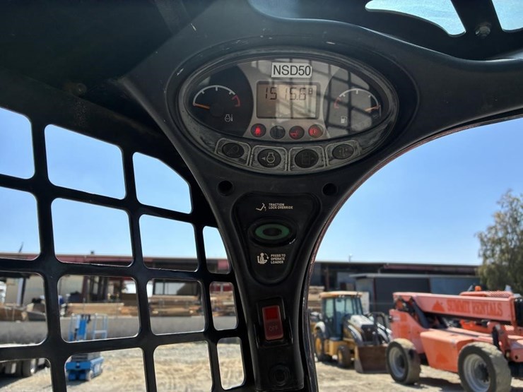 2017-bobcat-s450-image-16