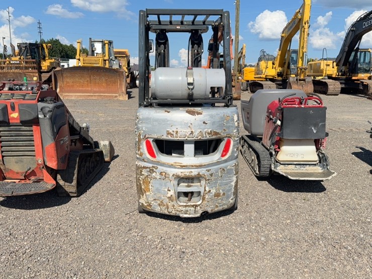 #2090-•-nissan-50-lp-forklift-image-9