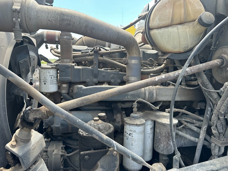 1999-mack-rd688s-image-53