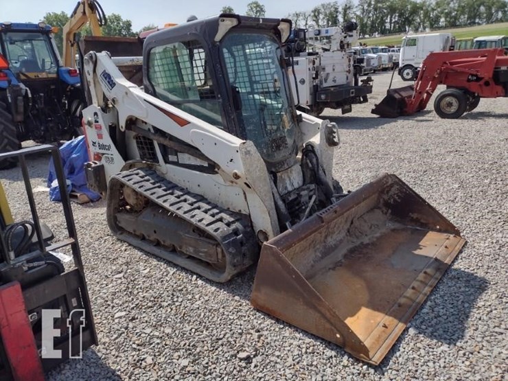2019-bobcat-t595-image-3