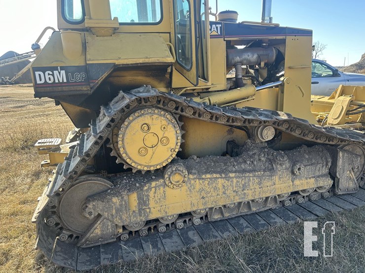 caterpillar-d6m-image-78