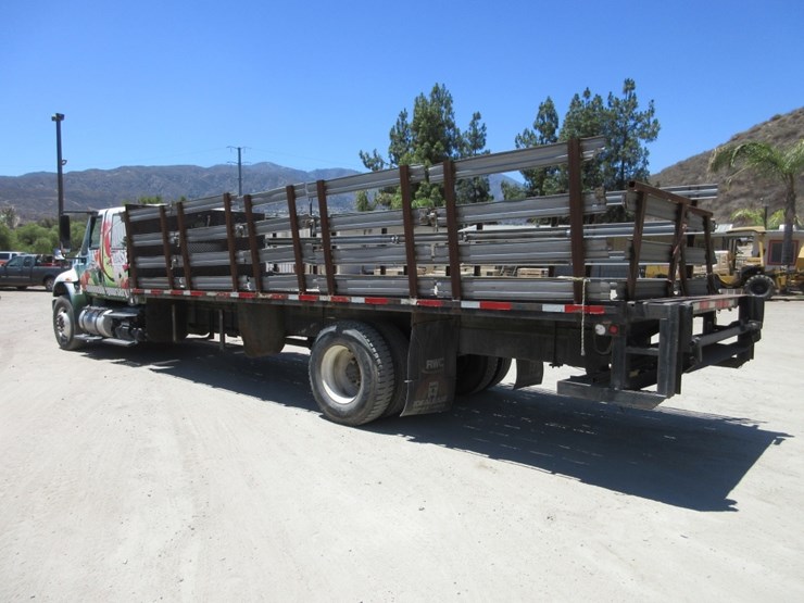 2014-international-durastar-4300-image-2