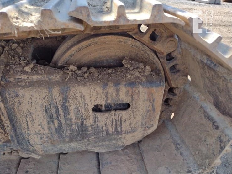 2019-deere-130g-image-28