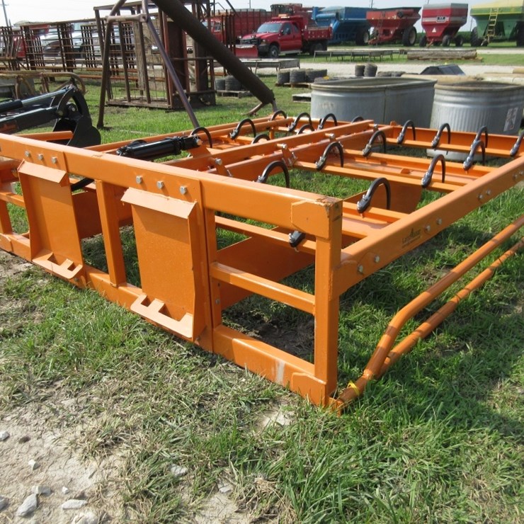 Land Honor Skid Steer Hay Accumulator