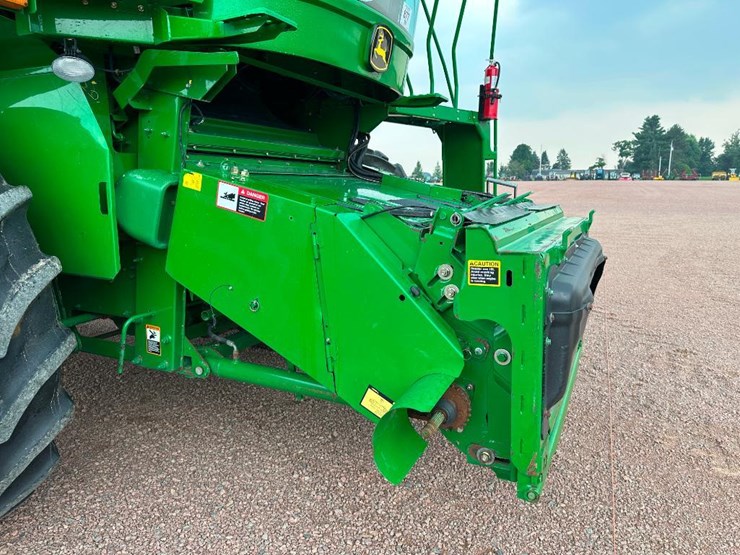 2007-john-deere-9860-sts-image-33