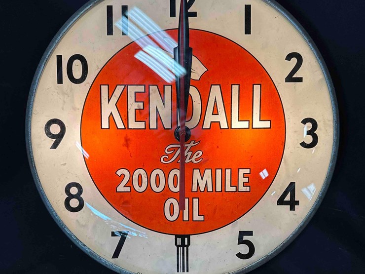 1011---kendall-lighted-clock---15"-round-image-1