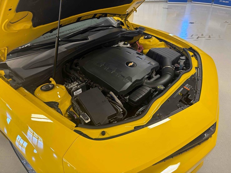 2013-camaro-1lt-rs-coupe-image-8