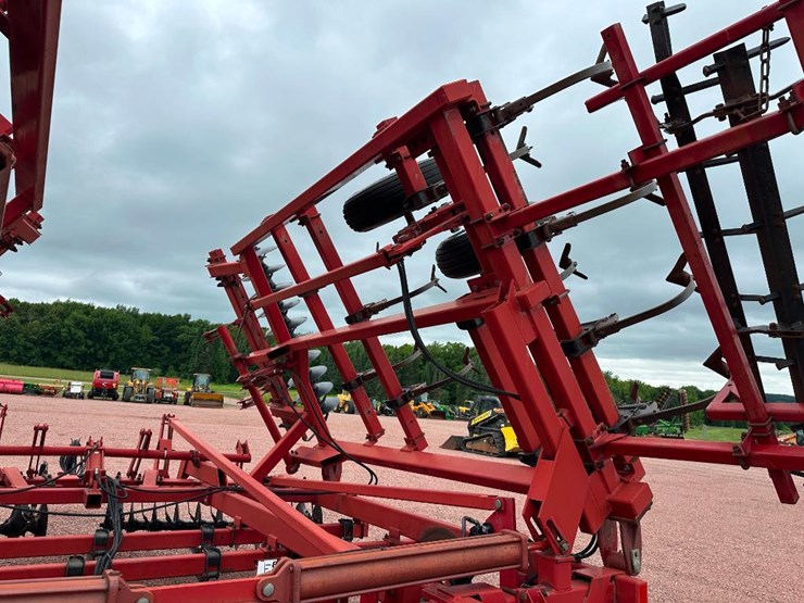 case-ih-4200-image-25