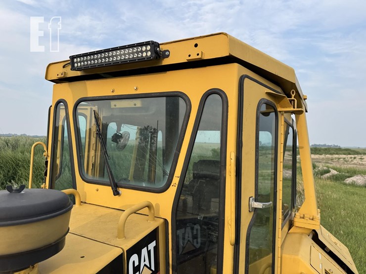 caterpillar-d6m-image-38