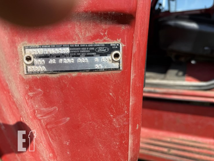 1975-ford-f750-image-18