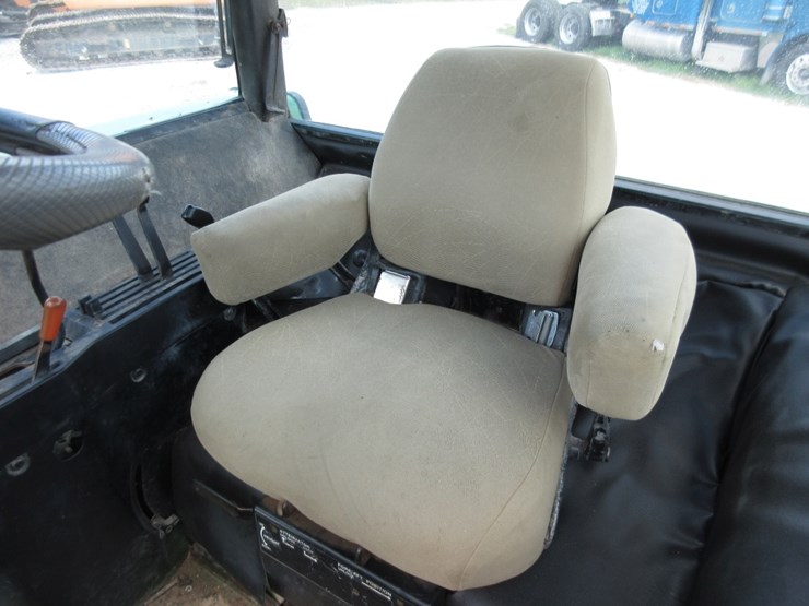 john-deere-4640-image-17