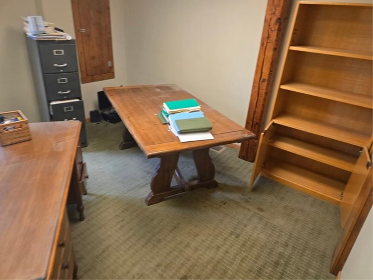 #2524-•-office-items-to-be-sold-onsite-only-image-1