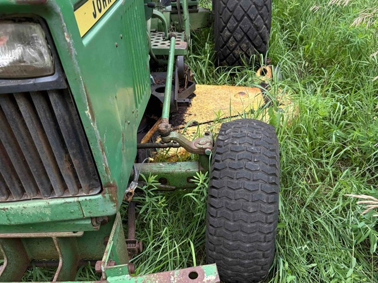 john-deere-850-image-17