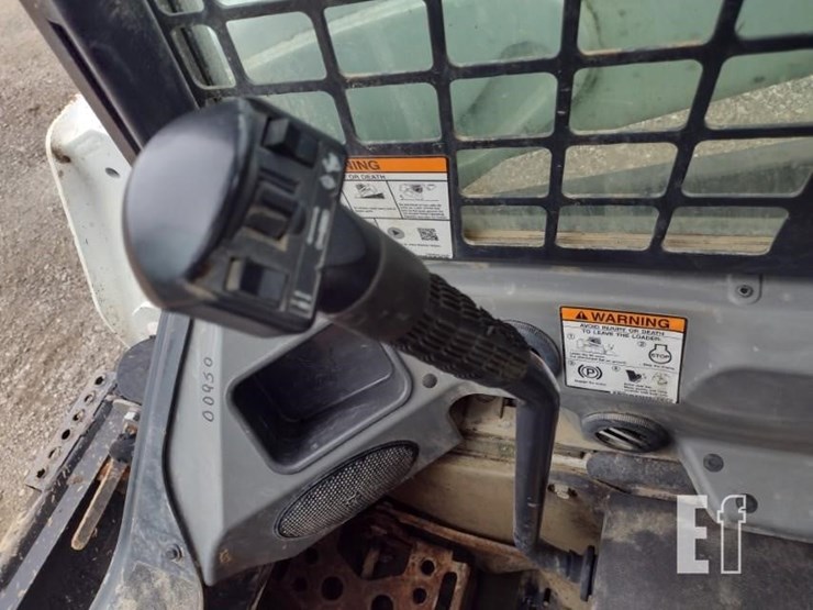 2019-bobcat-t590-image-9