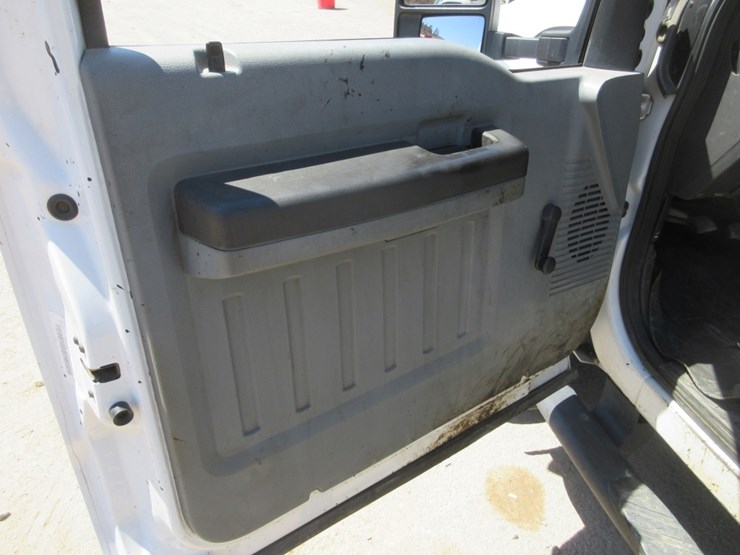 2015-ford-f550-sd-image-10