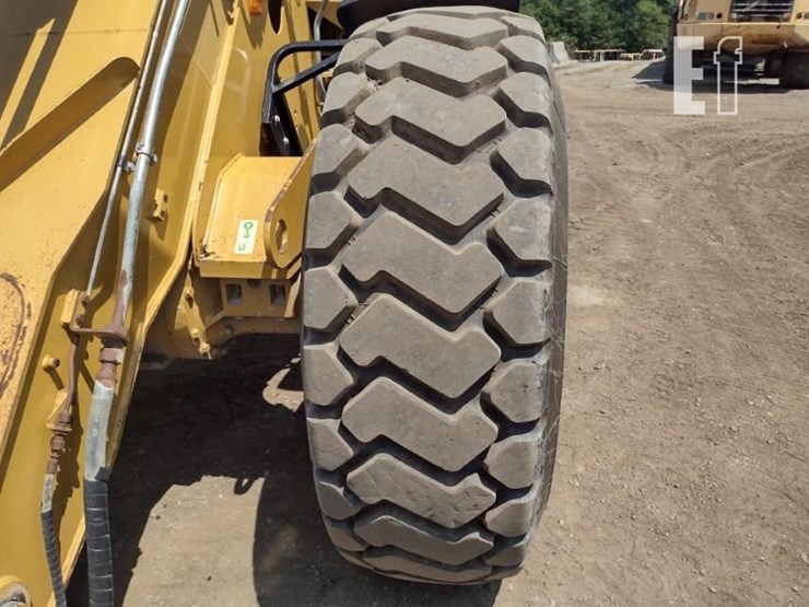 caterpillar-930g-image-21