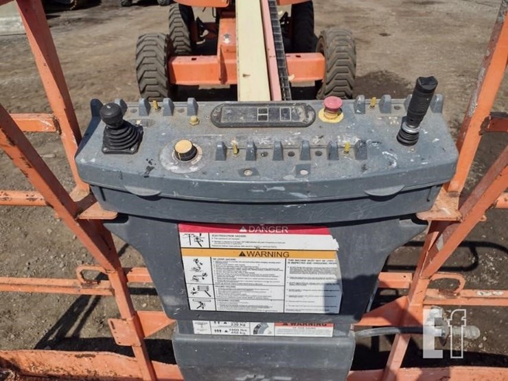 2007-jlg-400s-image-23