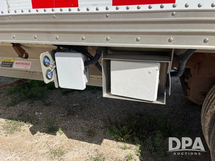 2012-timpte-grain-trailer-image-37
