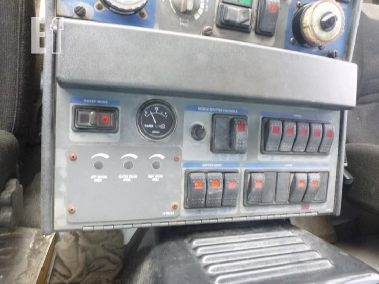 2007-sterling-sc8000-image-14