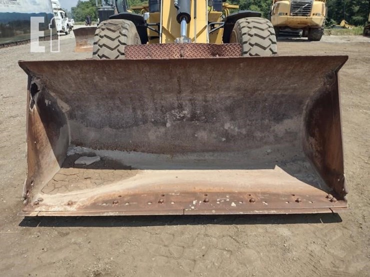 caterpillar-930g-image-17