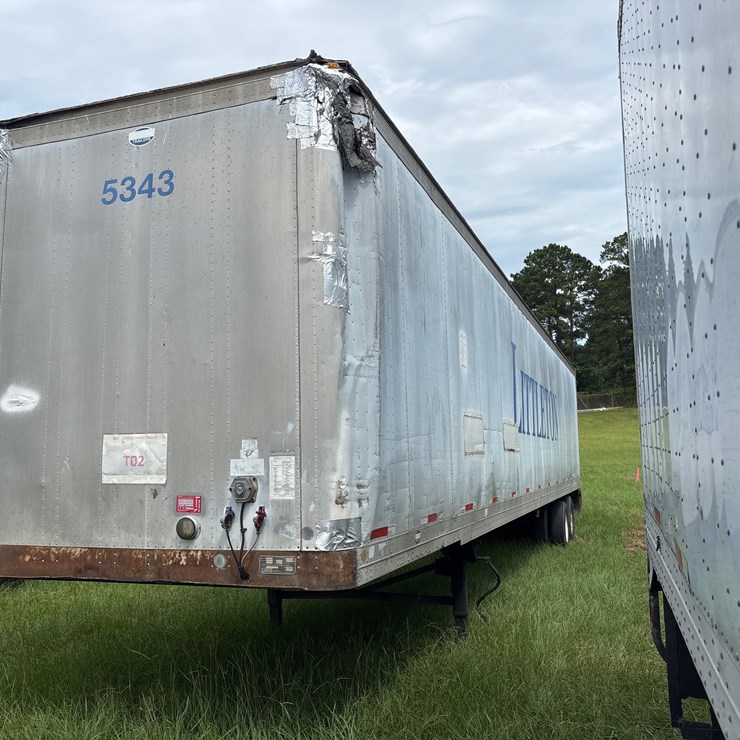 #5343 • 2001 LUFKIN 53' DRY VAN TRAILER