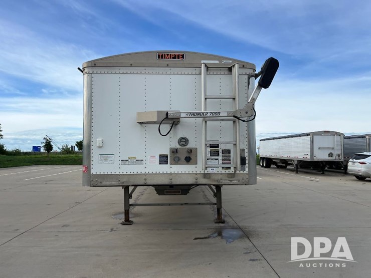 2015-timpte-grain-trailer-image-2