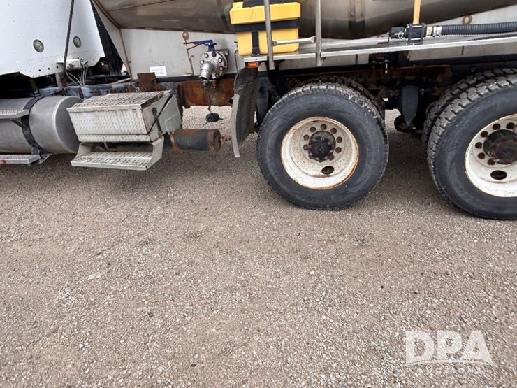 2006-freightliner-columbia-truck-(gp11007,-unit-345)-image-16