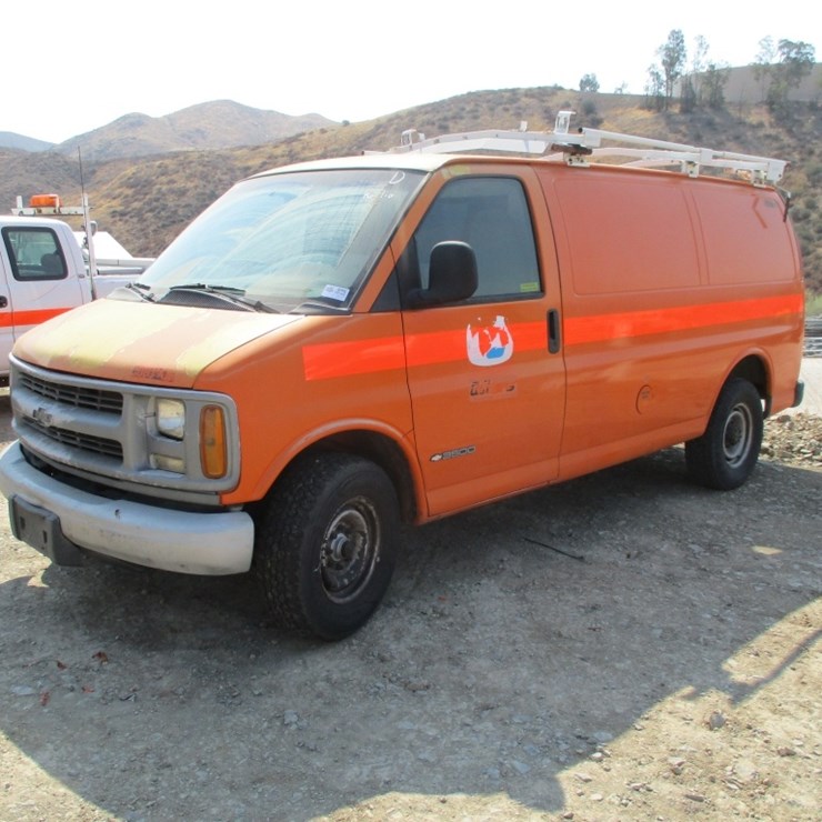 1999 CHEVROLET EXPRESS 3500