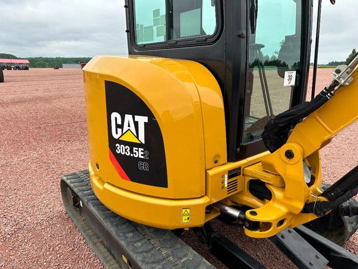 2019-caterpillar-303.5e2-cr-image-19