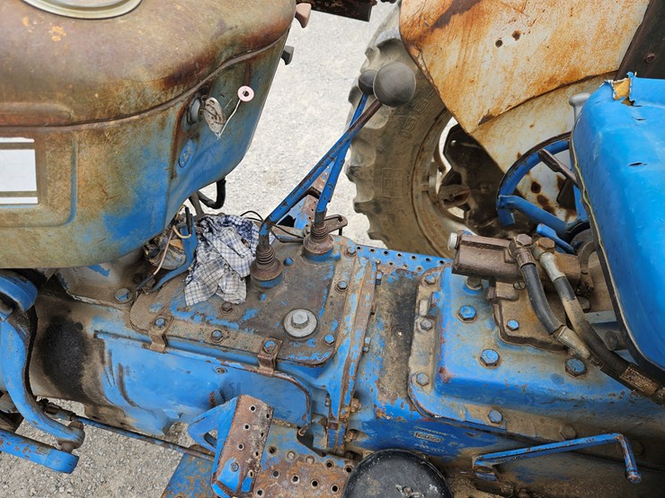 ford-5000-image-12