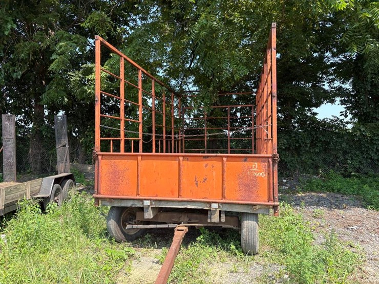 hay-wagon-image-3