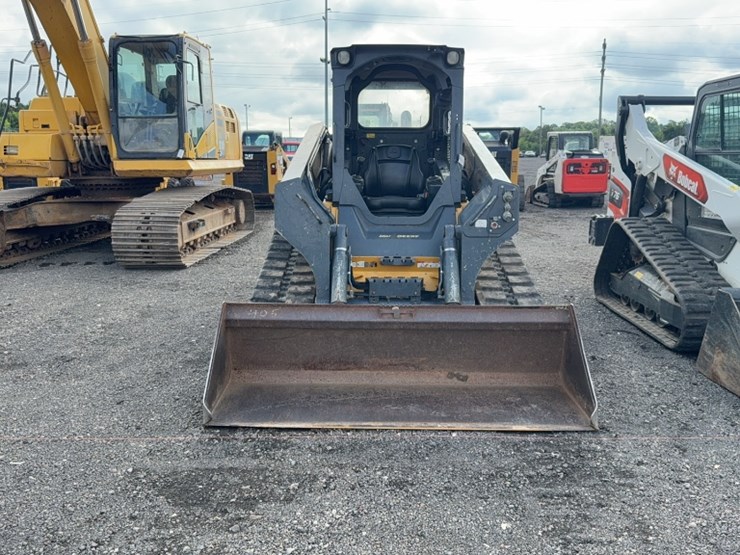 deere-331g-image-2
