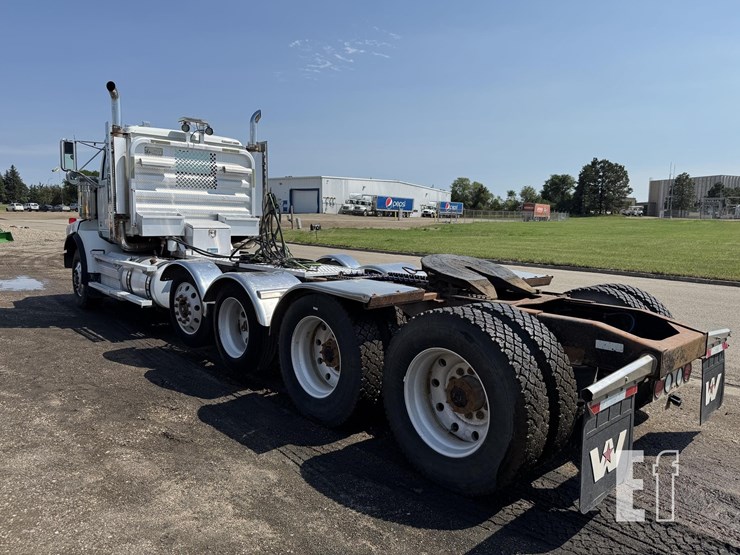 2012-western-star-4900-image-9